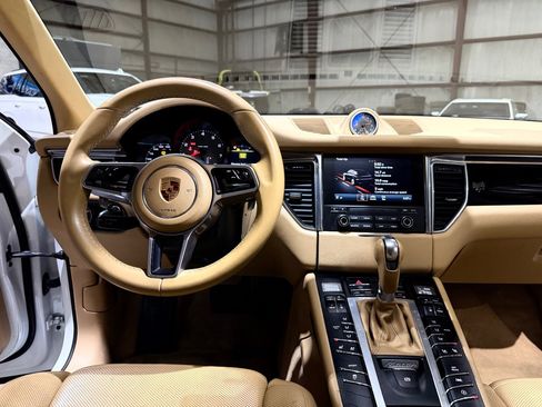 Used 2017 Porsche Macan S AWD/4WD image 30