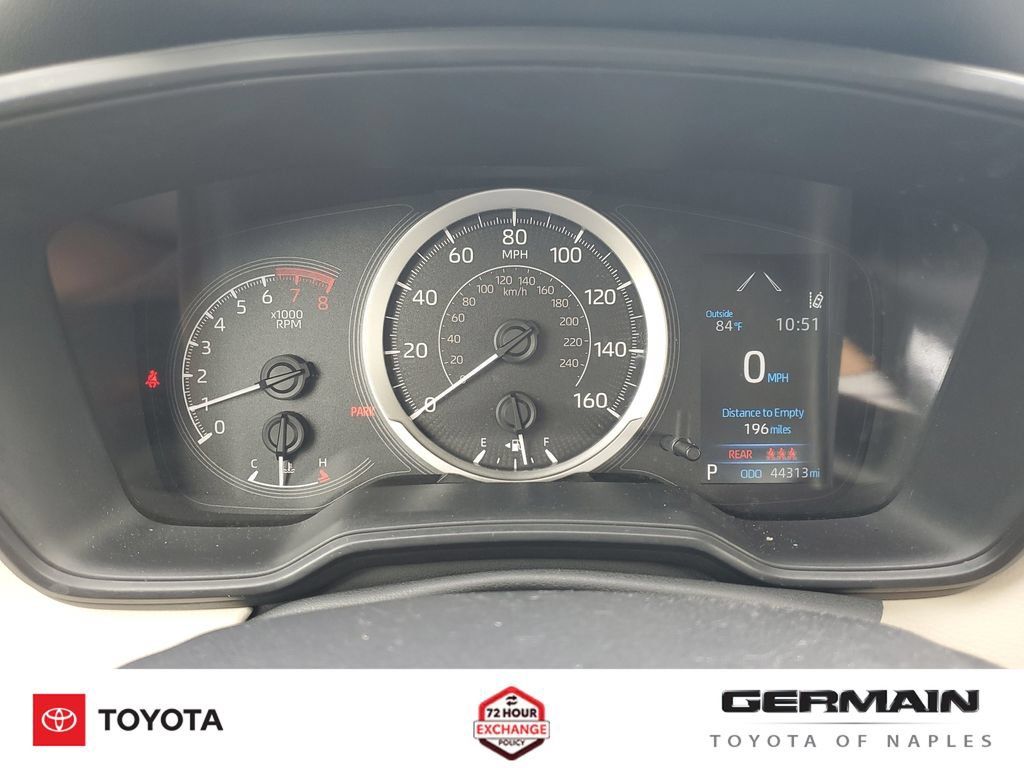 Used 2022 Toyota Corolla LE FWD image 25