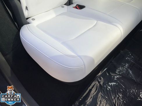 Used 2025 Tesla Model Y Performance AWD/4WD image 54