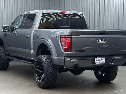 Used 2025 Ford F150 Lariat AWD/4WD image 3