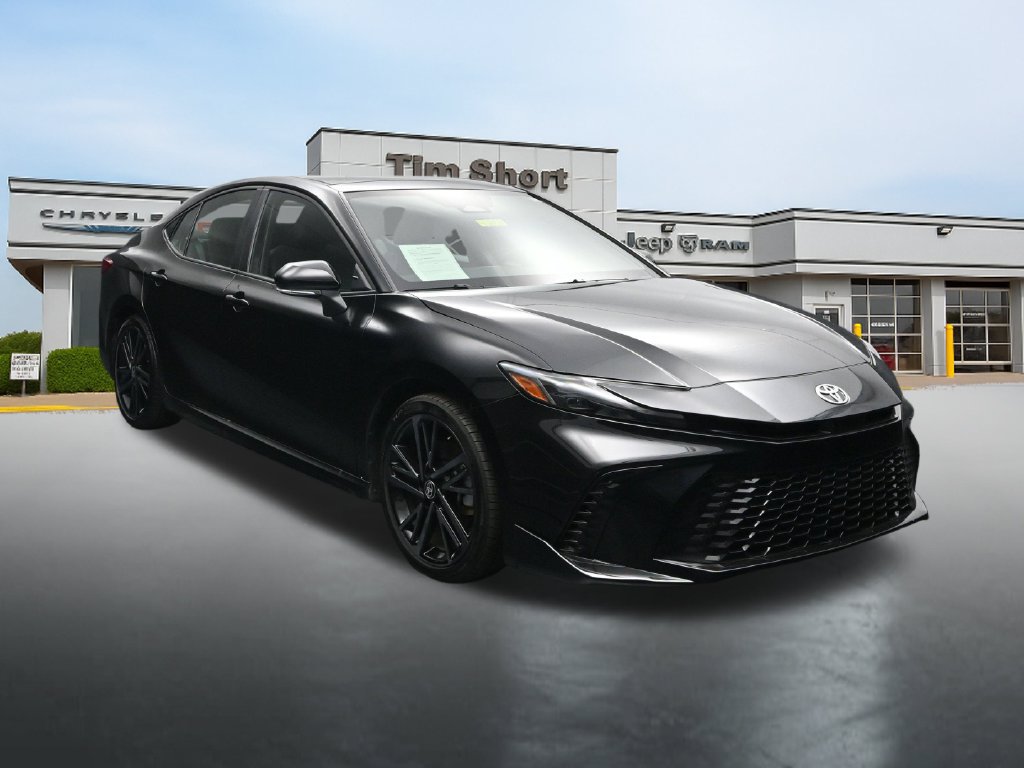 Used 2026 Toyota Camry XSE FWD image 7
