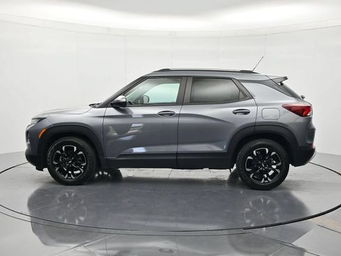 Used 2021 Chevrolet TrailBlazer LT w/ Convenience Package FWD image 8
