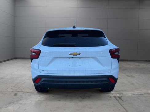 New 2026 Chevrolet Trax LS w/ LS Convenience Package image 6