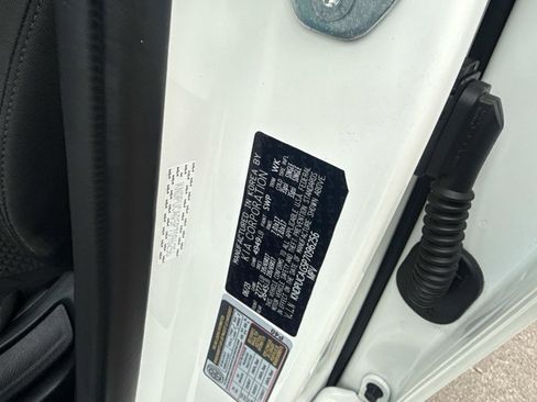 Used 2023 Kia Sportage LX image 19