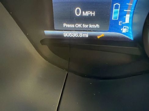 Used 2018 Ford Fusion Energi SE image 17