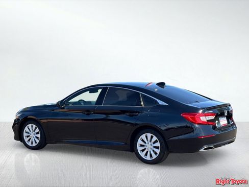Used 2019 Honda Accord Sport image 3