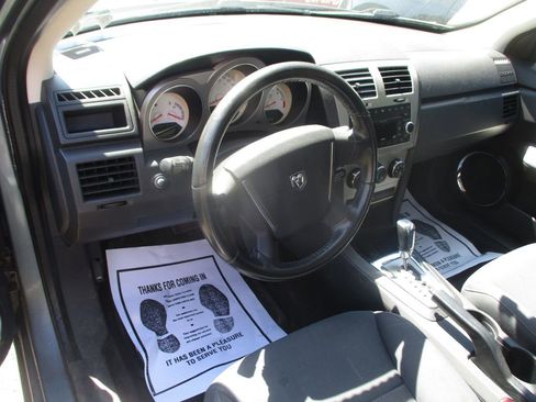 Used 2009 Dodge Avenger SXT image 11