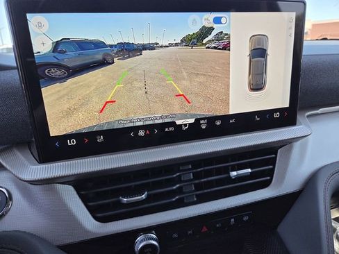 New 2026 Ford Explorer Active w/ Active Comfort Package image 9