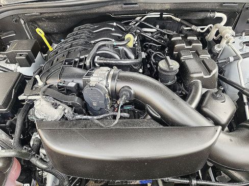 Used 2025 Dodge Durango GT RWD image 21