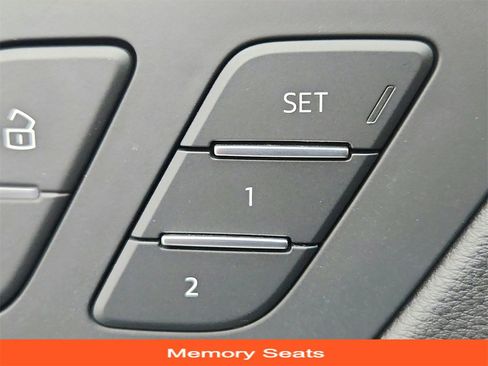 Used 2018 Audi Q5 2.0T Premium image 33