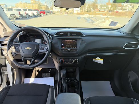 Used 2022 Chevrolet TrailBlazer LT image 14