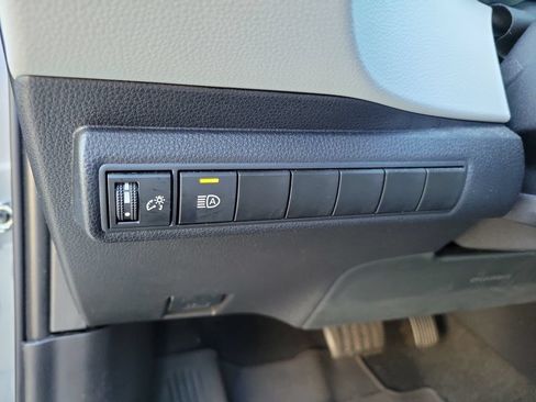 Used 2024 Toyota Corolla SE FWD image 25