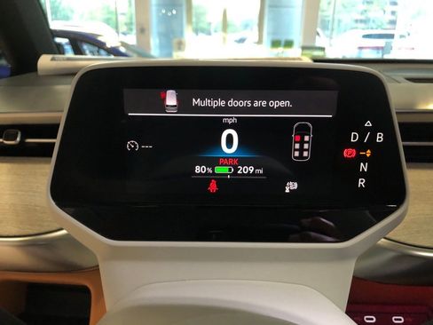 New 2025 Volkswagen ID. Buzz Pro S Plus image 21