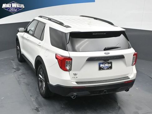 Used 2021 Ford Explorer XLT w/ Equipment Group 202A image 13