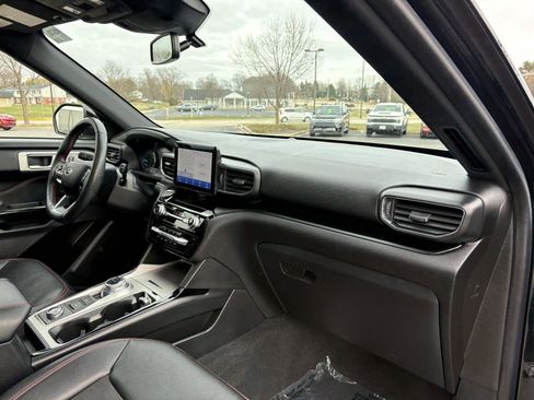 Used 2022 Ford Explorer ST-Line w/ Class IV Trailer Tow Package image 22