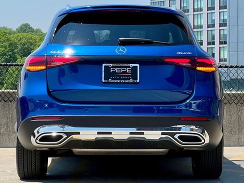 Certified 2026 Mercedes-Benz GLC 300 4MATIC image 6