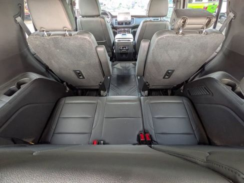 Used 2021 Chevrolet Tahoe Z71 image 32