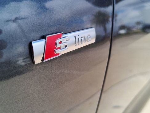 Certified 2025 Audi Q5 Premium Plus w/ Premium Plus image 18