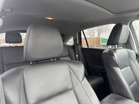 Used 2017 Acura RDX AWD image 21