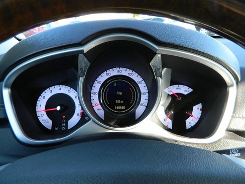 Used 2012 Cadillac SRX Luxury image 19