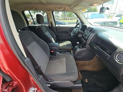 Used 2017 Jeep Patriot Sport FWD image 15