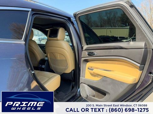 Used 2014 Cadillac SRX Luxury image 15