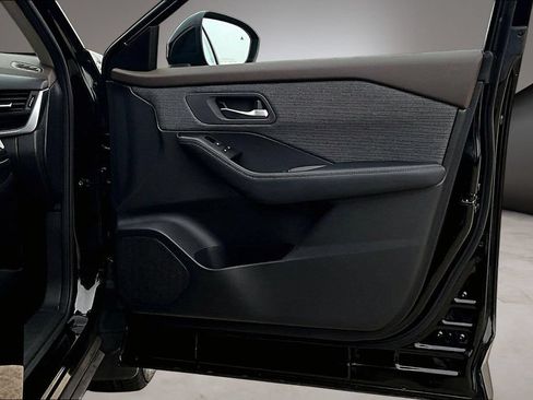 Certified 2023 Nissan Rogue SV AWD/4WD image 27