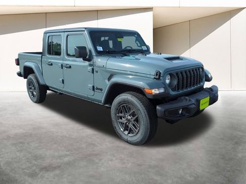 New 2025 Jeep Gladiator Sport image 5