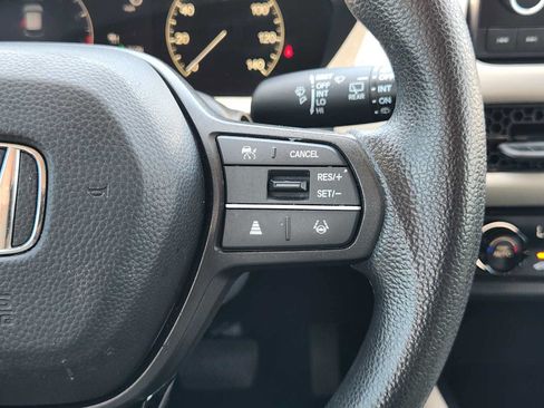 Used 2024 Honda HR-V LX image 27