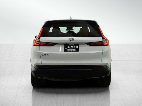 Used 2023 Honda CR-V LX image 5