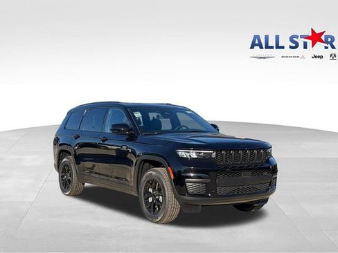 New 2025 Jeep Grand Cherokee L Altitude image 1