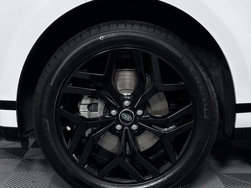 Used 2020 Land Rover Range Rover Evoque R-Dynamic S image 13