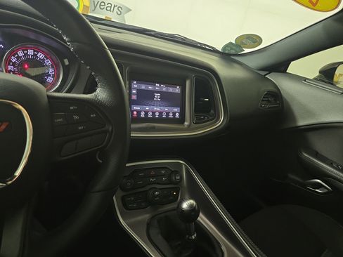Used 2022 Dodge Challenger R/T RWD image 23