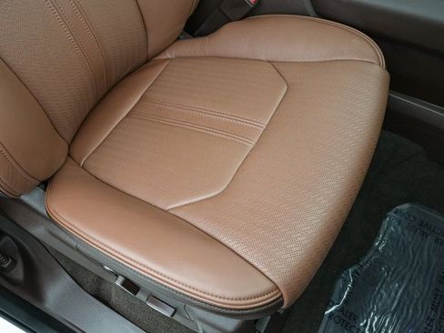 Certified 2024 Ford Expedition King Ranch image 32