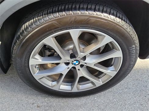 Used 2020 BMW X5 sDrive40i w/ Premium Package image 9