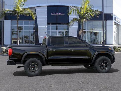 New 2025 GMC Canyon Elevation w/ Convenience Package image 5