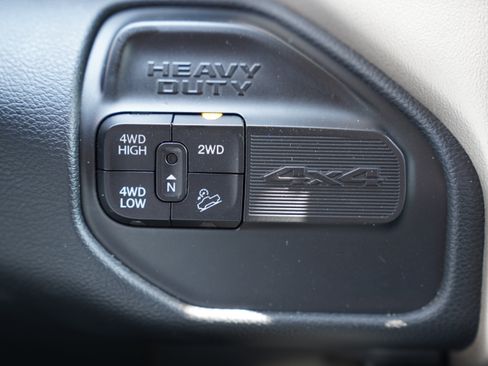 Used 2019 RAM 2500 Laramie AWD/4WD image 33