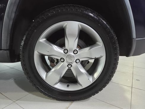 Used 2012 Jeep Grand Cherokee Limited w/ Trailer Tow Group IV AWD/4WD image 11