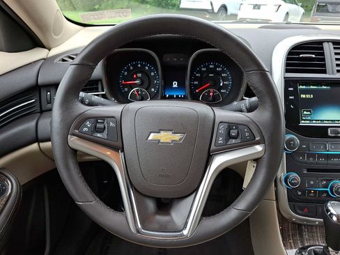 Used 2014 Chevrolet Malibu LT FWD image 13