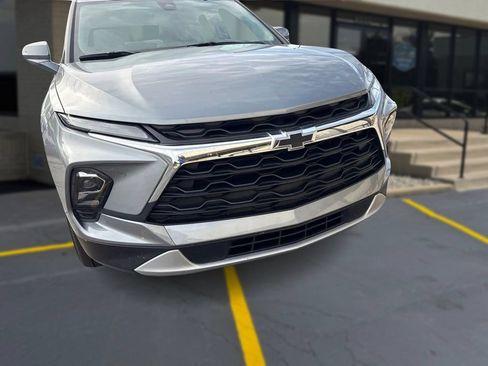 Used 2024 Chevrolet Blazer LT AWD/4WD image 27