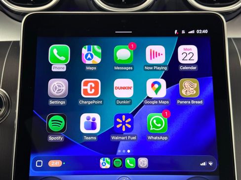 Used 2026 Mercedes-Benz GLC 300 4MATIC image 3