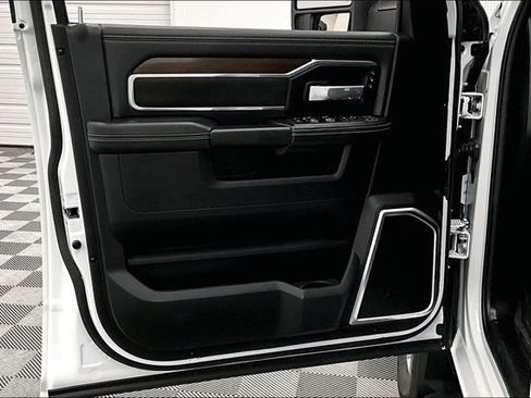 Used 2024 RAM 2500 Laramie w/ Safety Group image 20