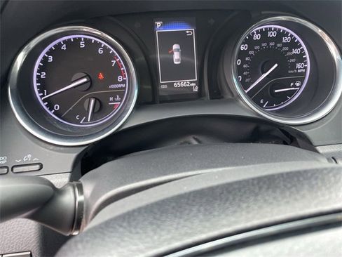 Used 2020 Toyota Camry LE image 16