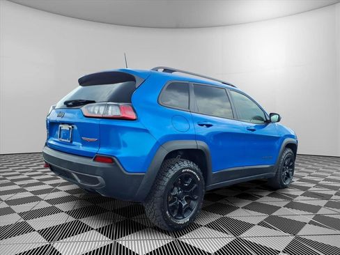 Used 2019 Jeep Cherokee Trailhawk w/ Cold Weather Group AWD/4WD image 27