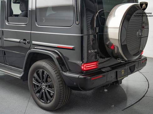 Used 2025 Mercedes-Benz G 550 G 550 image 12