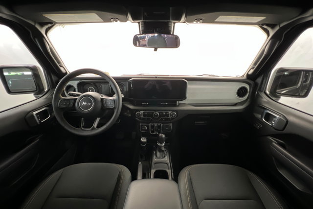 Used 2024 Jeep Wrangler Unlimited Sport AWD/4WD image 9