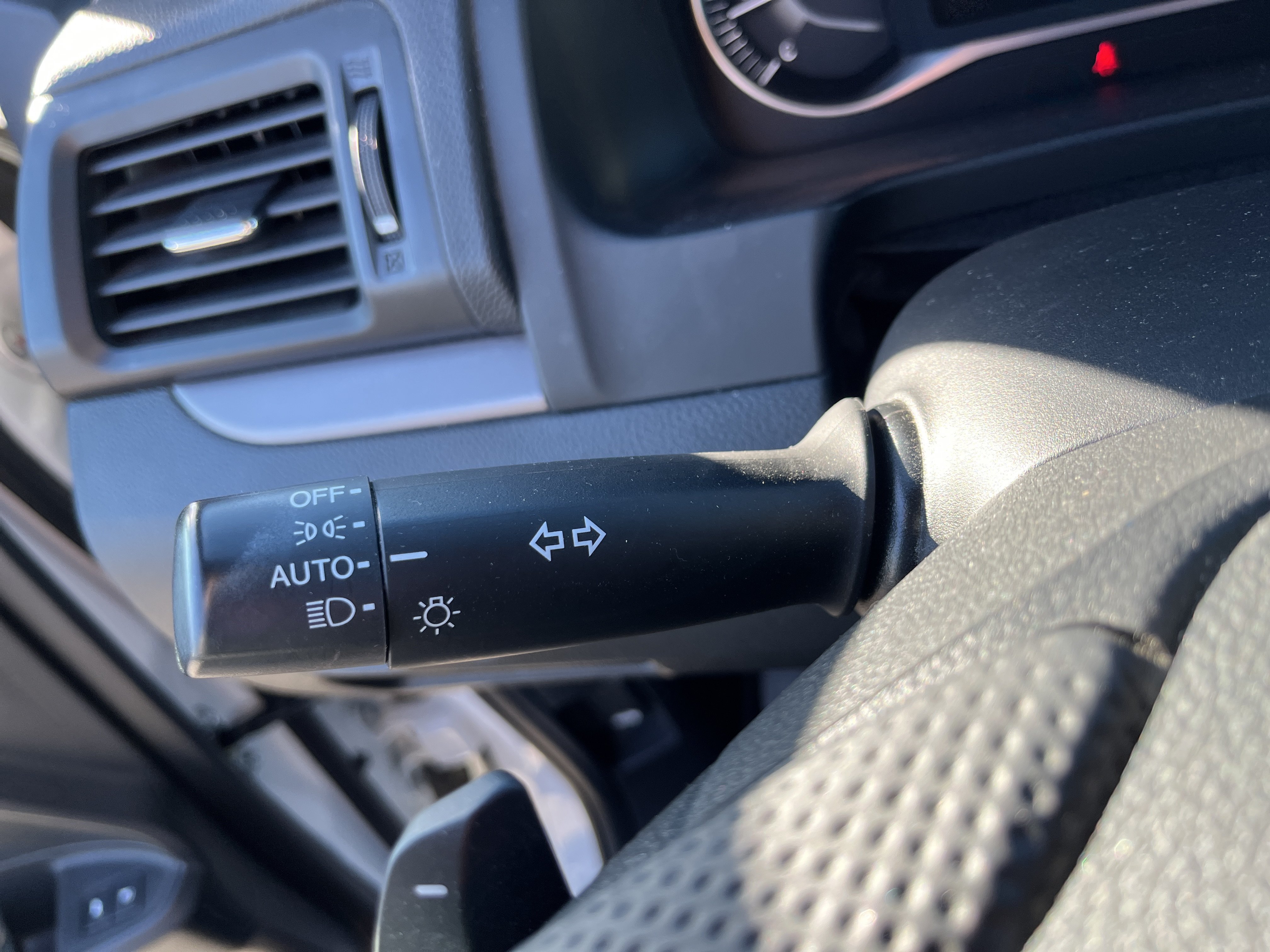 Used 2023 Honda Passport EX-L image 27