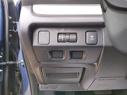 Used 2013 Subaru Impreza 2.0i image 22