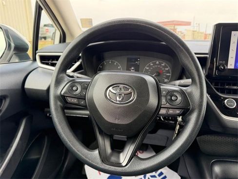 Used 2023 Toyota Corolla LE image 8