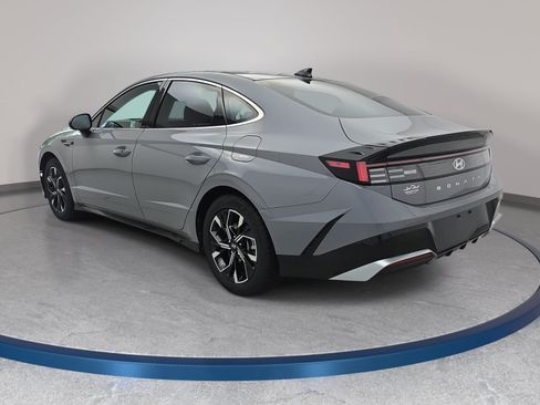 Used 2024 Hyundai Sonata SEL FWD image 7